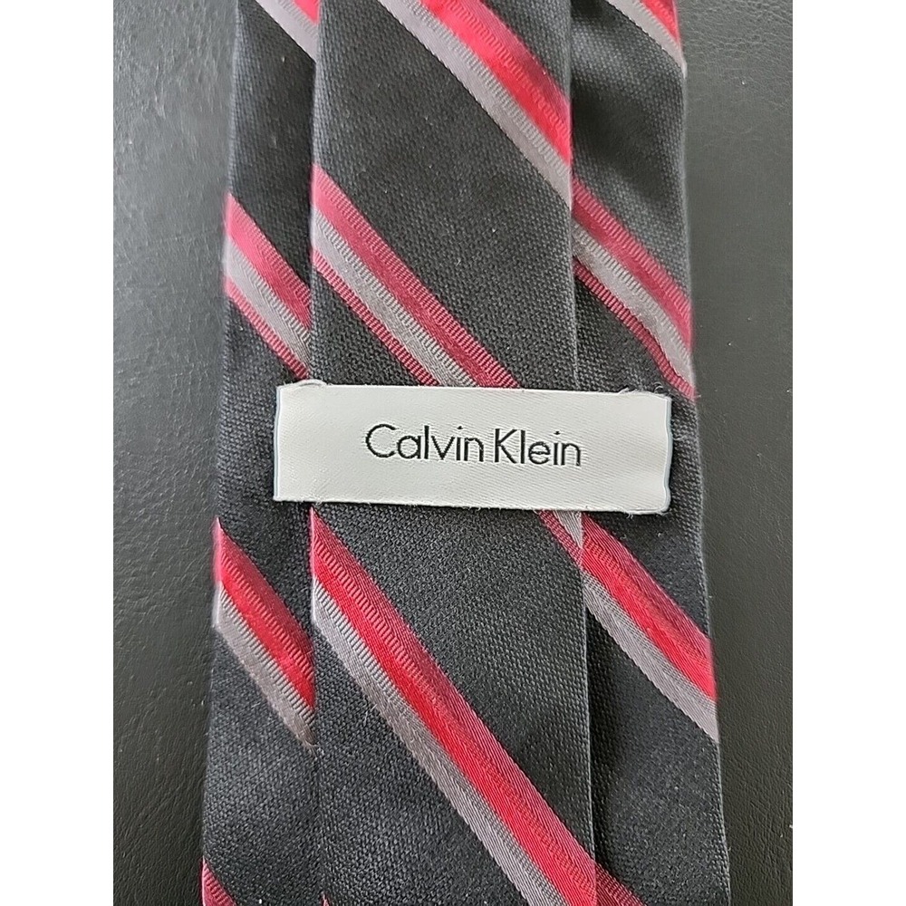 Men's Neck Tie Calvin Klein Silk L56" W3.25"